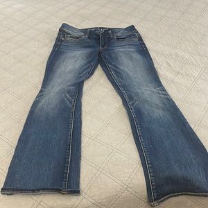 Women’s size 6 American Eagle boot cut jeans